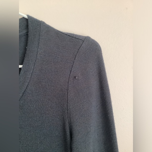 Aritzia Wilfred Free Long sleeves Crew - Picture 4 of 5